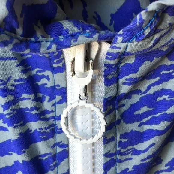 Chapel jacket size large - Picture 3 of 7